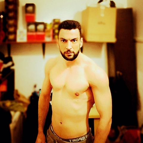 paulinh084 header picture leakfans.com