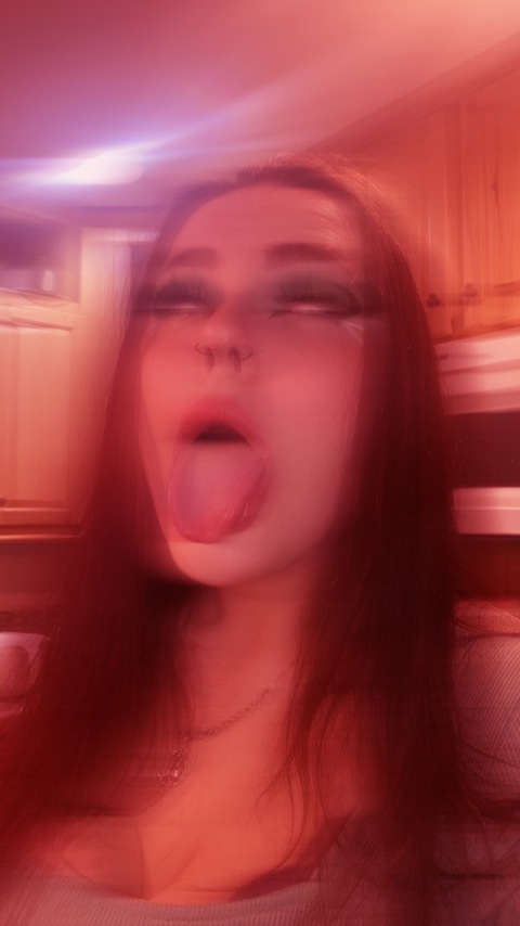 peaches104 header picture leakfans.com