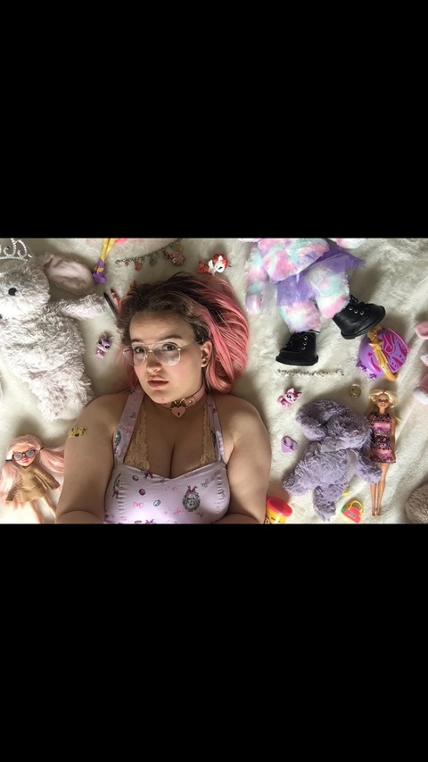 peachessecrettime1 header picture leakfans.com