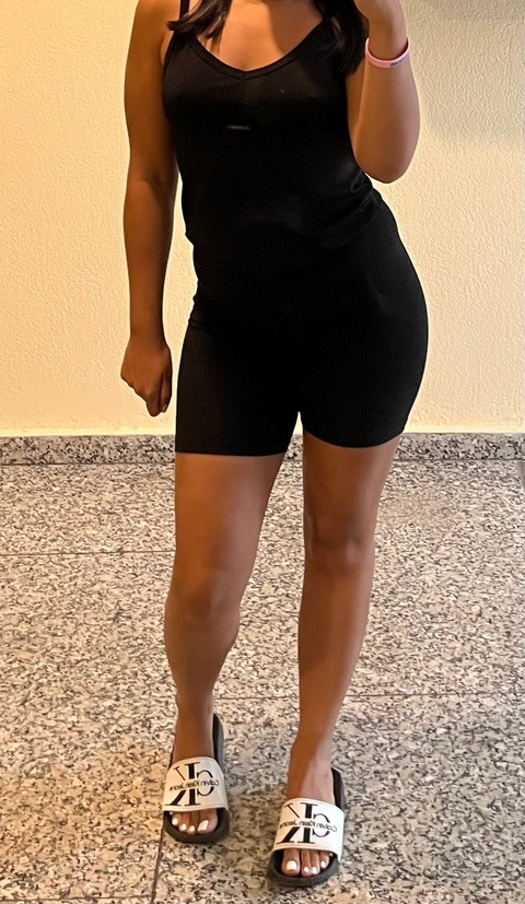 peachyyy212 header picture leakfans.com