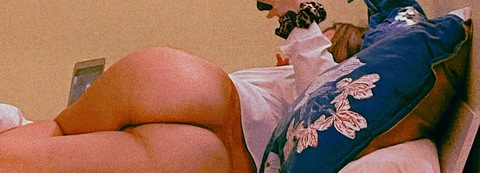 peeachhhyy header picture leakfans.com