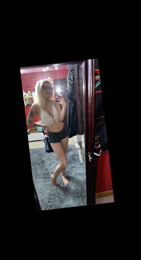 pennydee23 header picture leakfans.com