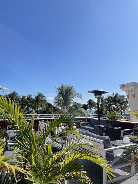 petasmith header picture leakfans.com