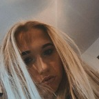 petite.blondie profile picture