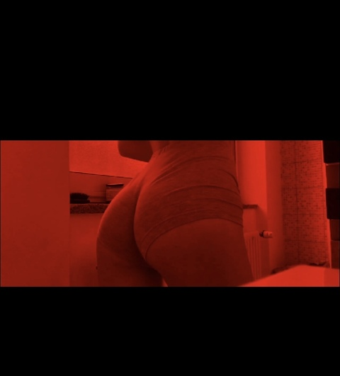 petitemilou header picture leakfans.com