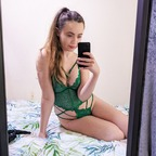 petitexzoey profile picture leakfans.com