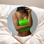 pettylass profile picture leakfans.com