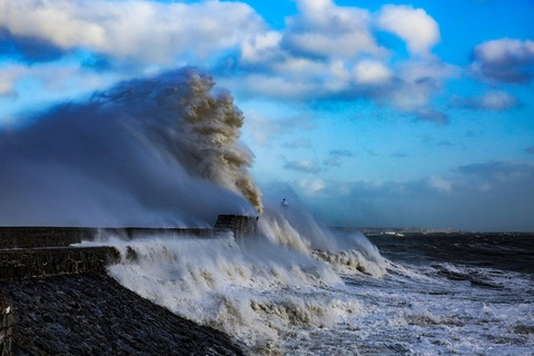 photosofwales header picture leakfans.com