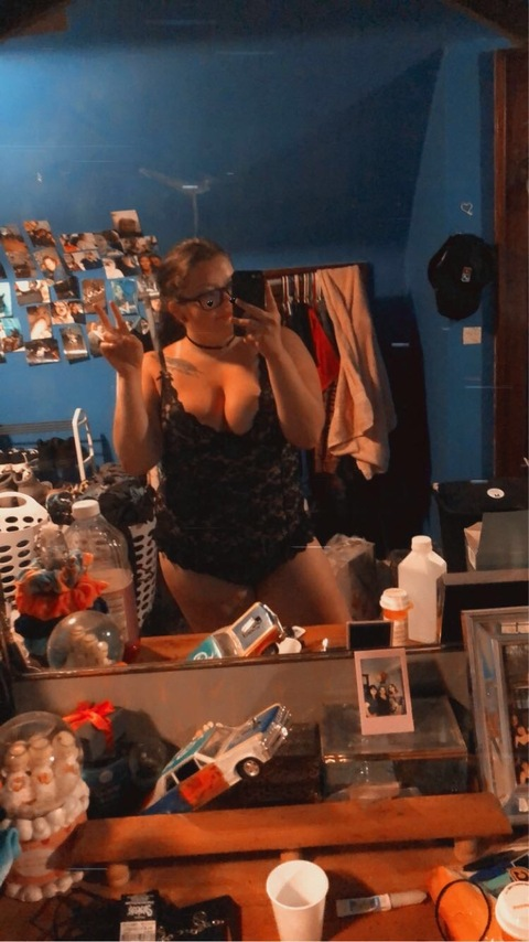 piercedmami header picture leakfans.com