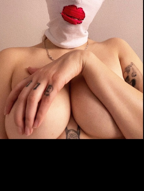 piiniila header picture leakfans.com