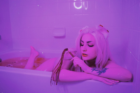 pinkhairedfox header picture leakfans.com