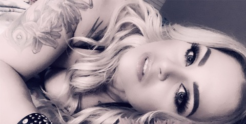 pintsizedbombshell header picture leakfans.com