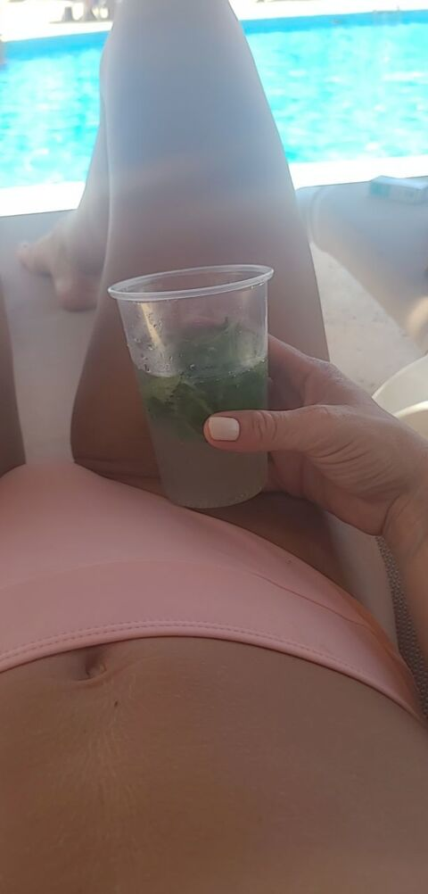 pip_er40 header picture leakfans.com