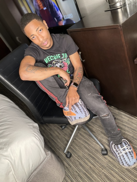 playboydae header picture leakfans.com