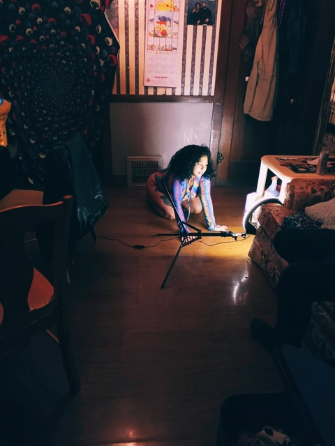 poisonousivym header picture leakfans.com