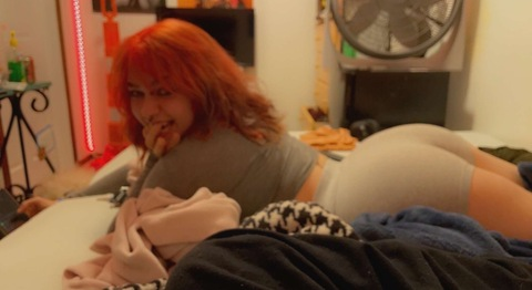 pooduhh header picture leakfans.com