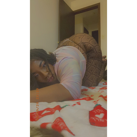 pr3tty_m33k header picture leakfans.com