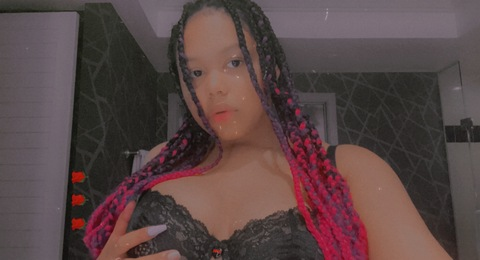 Header of prettybabyelise