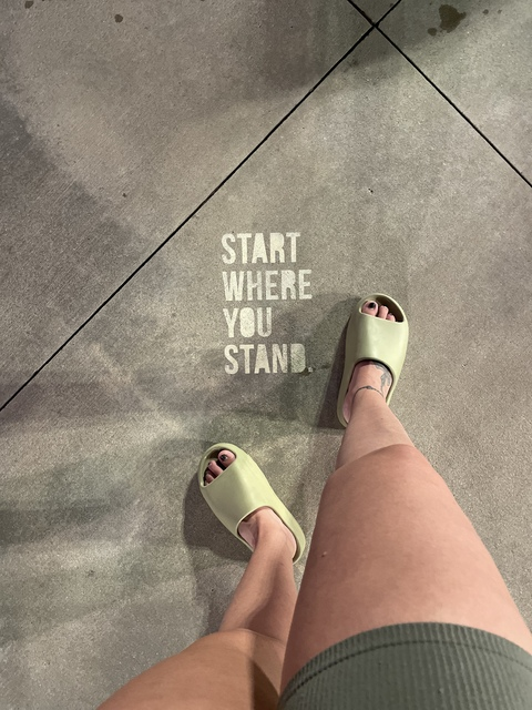 prettylookingfeet header picture leakfans.com