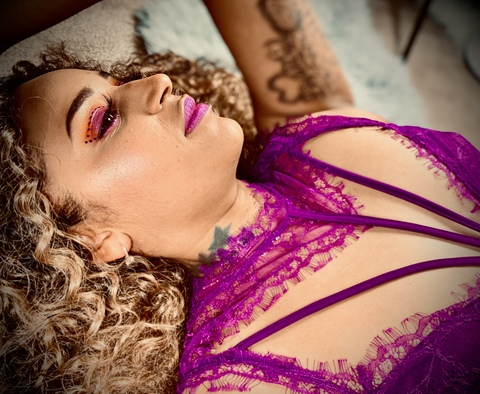 puertoricanbeauty89 header picture leakfans.com