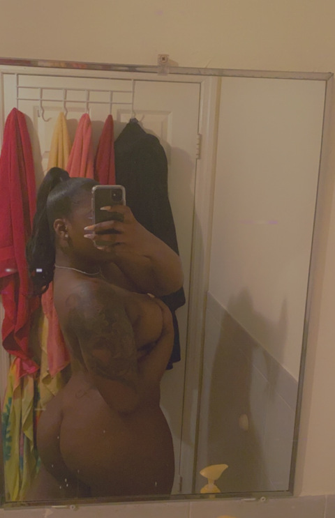 qingkayquil header picture leakfans.com