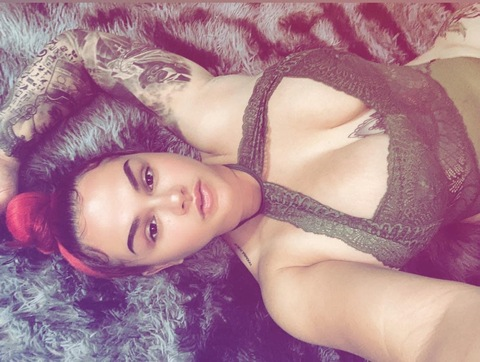 qu33nk header picture leakfans.com