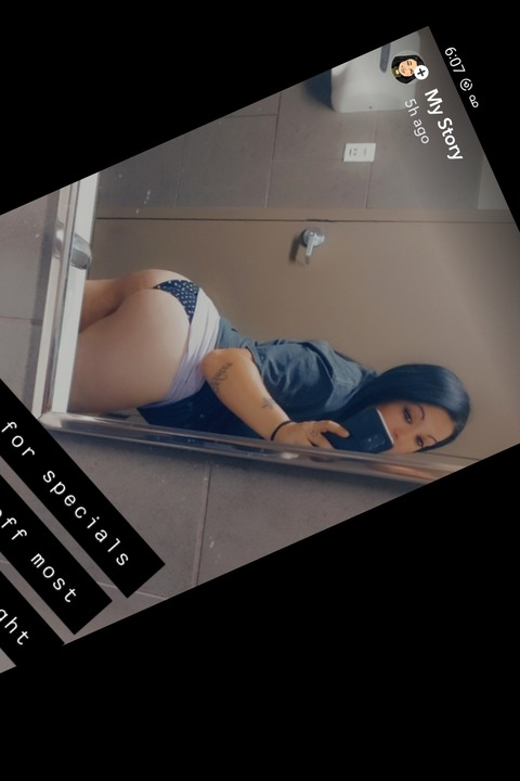 Header of queenbaddie69