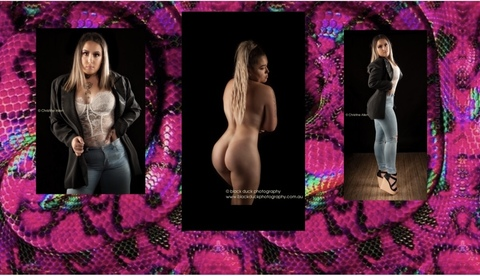 queenfarkenbee header picture leakfans.com