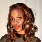 queenpenzi profile picture leakfans.com