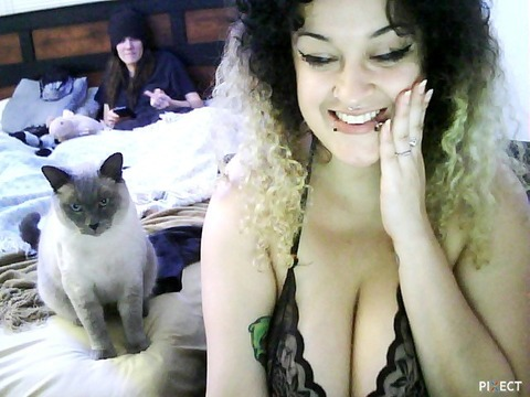 queenyoliicakes header picture leakfans.com