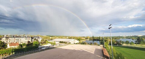 quiwii header picture leakfans.com