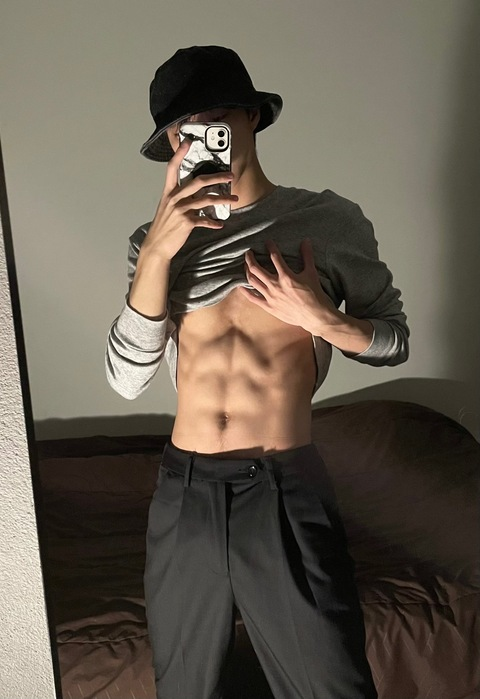 ratchataluffy header picture leakfans.com