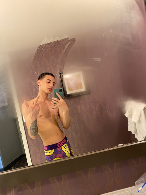 realkingno header picture leakfans.com