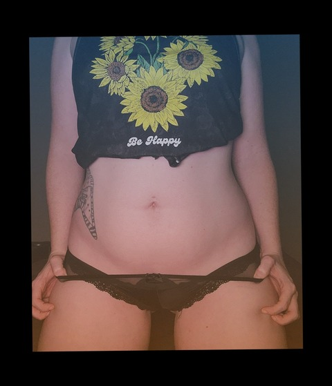 redassassin1522 header picture leakfans.com