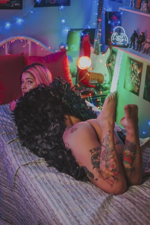 rehsghfree header picture leakfans.com