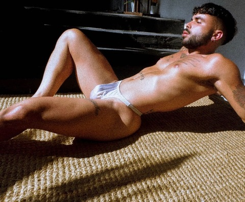 reyypapi header picture leakfans.com