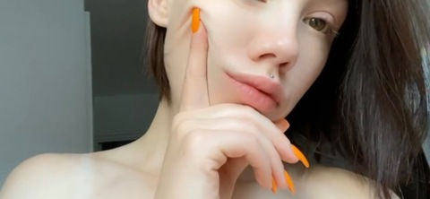 riiriinova header picture leakfans.com