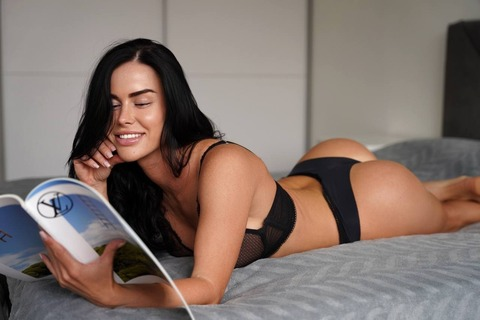 romanova_69 header picture leakfans.com