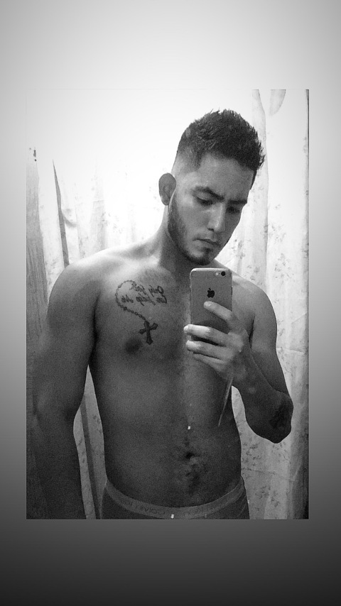 ronnyelchino22 header picture leakfans.com