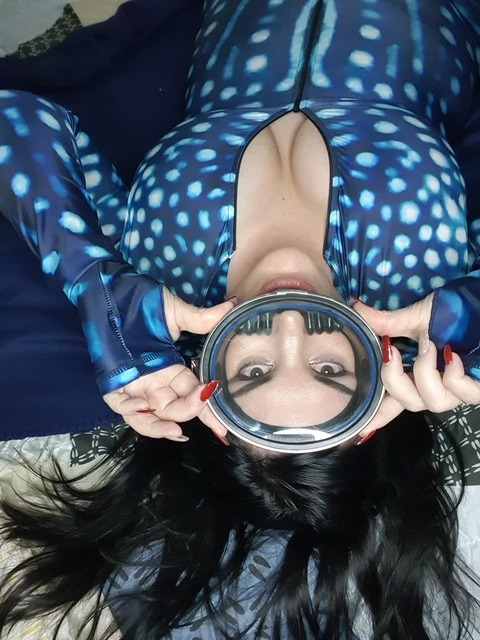 rubberbeck35 header picture leakfans.com