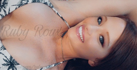 rubyyyrouxxx header picture leakfans.com