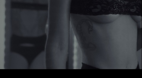 saintan.i header picture leakfans.com