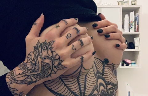 sallydinosaur header picture leakfans.com