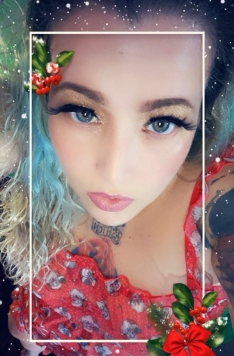 sallyomalley39 header picture leakfans.com