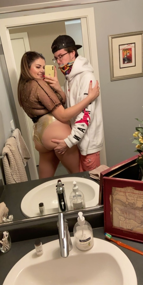 sam19989 header picture leakfans.com