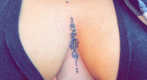 sandie-beaches header picture leakfans.com