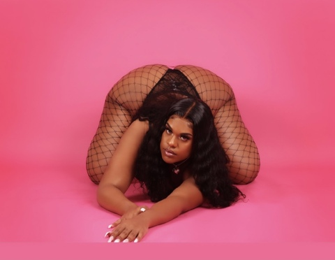 sannii header picture leakfans.com