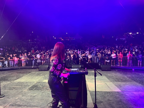 saracastromusic header picture leakfans.com