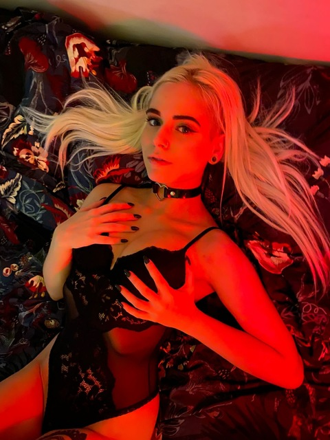 sarah21212121 header picture leakfans.com