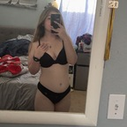 sarah_lerton profile picture leakfans.com